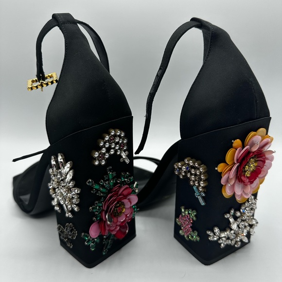 Versace Heels with Stones size 38 - Picture 6 of 10